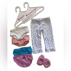 American Girl Truly Me Snuggly Snow Pjs Snowflake Undergarments Slippers Hangers